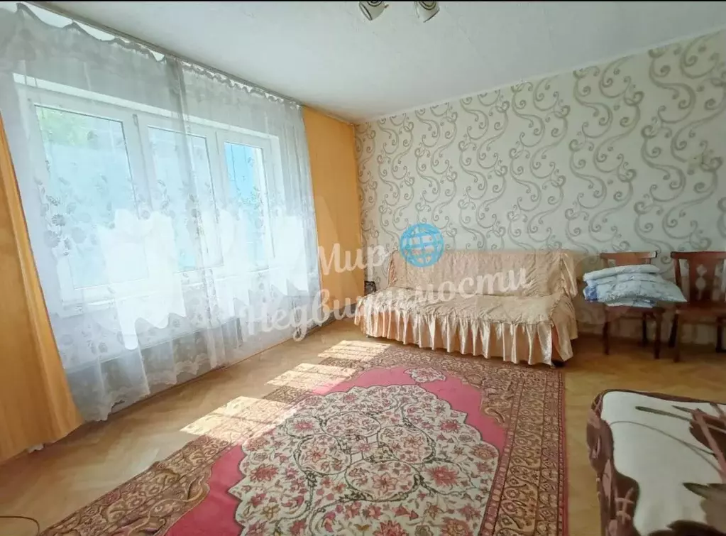 1-к. квартира, 40 м, 1/9 эт. - Фото 1