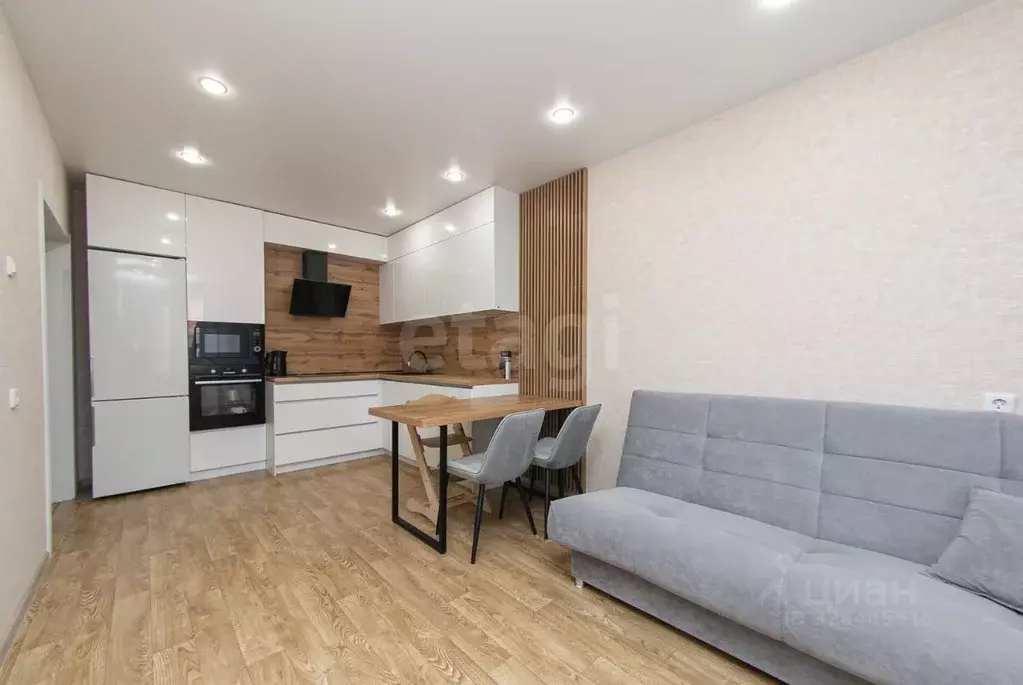 3-к кв. Томская область, Томск Речной пер., 3 (58.5 м) - Фото 1