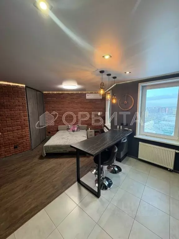 Студия Тюменская область, Тюмень ул. Республики, 204к5 (33.0 м) - Фото 1