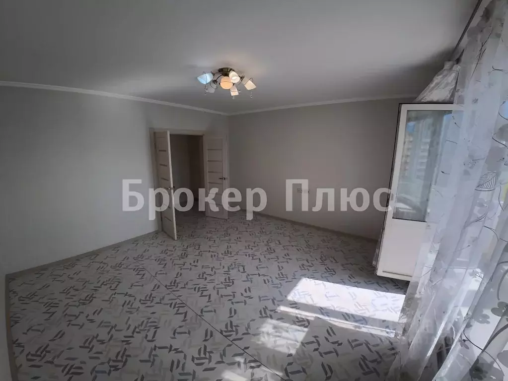 2-к кв. Хакасия, Абакан ул. Крылова, 102 (54.7 м) - Фото 1