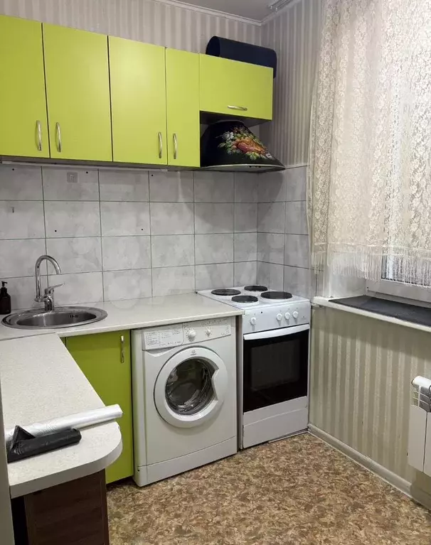 1-к. квартира, 32 м, 7/9 эт. - Фото 0
