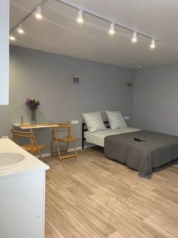 Студия Крым, Симферополь ул. Футболистов, 92 (32.0 м) - Фото 1