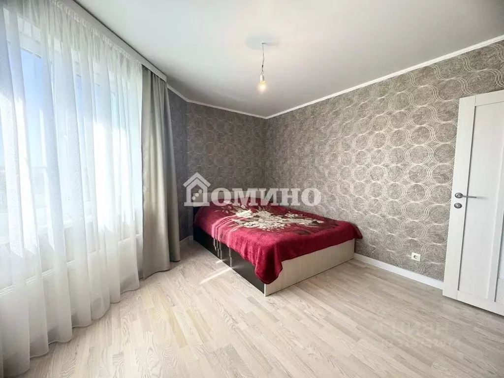 1-к кв. Тюменская область, Тюмень Ставропольская ул., 160 (40.2 м) - Фото 1