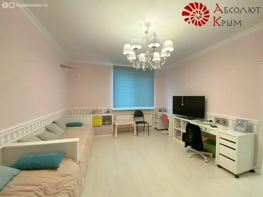 2-комнатная квартира: Феодосия, Симферопольское шоссе, 11к1 (91 м) - Фото 0