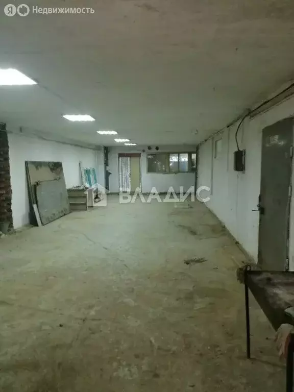 Помещение свободного назначения (985 м) - Фото 1