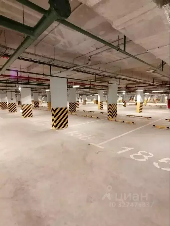 Гараж в Московская область, Ленинский городской округ, пос. Битца ... - Фото 1