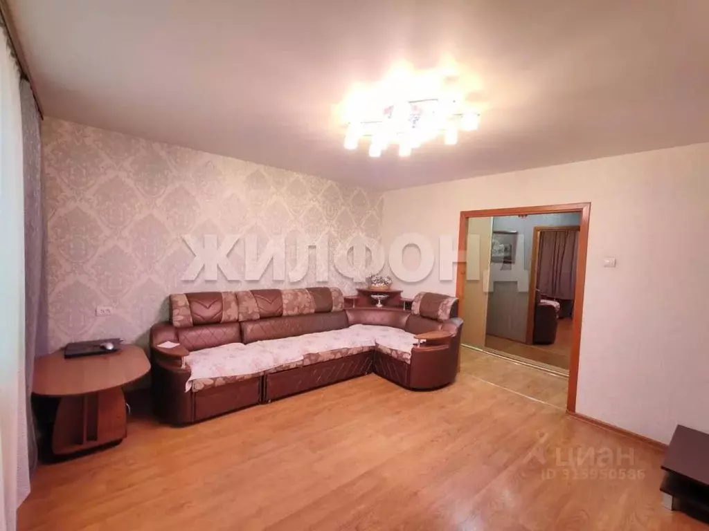 3-к кв. Хакасия, Абакан ул. Некрасова, 22 (64.4 м) - Фото 0