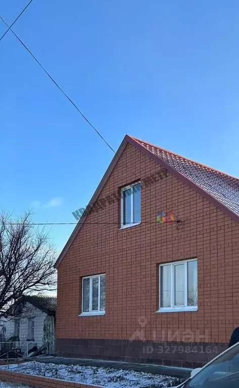 Дом в Калмыкия, Элиста ул. Изотова (146 м) - Фото 1