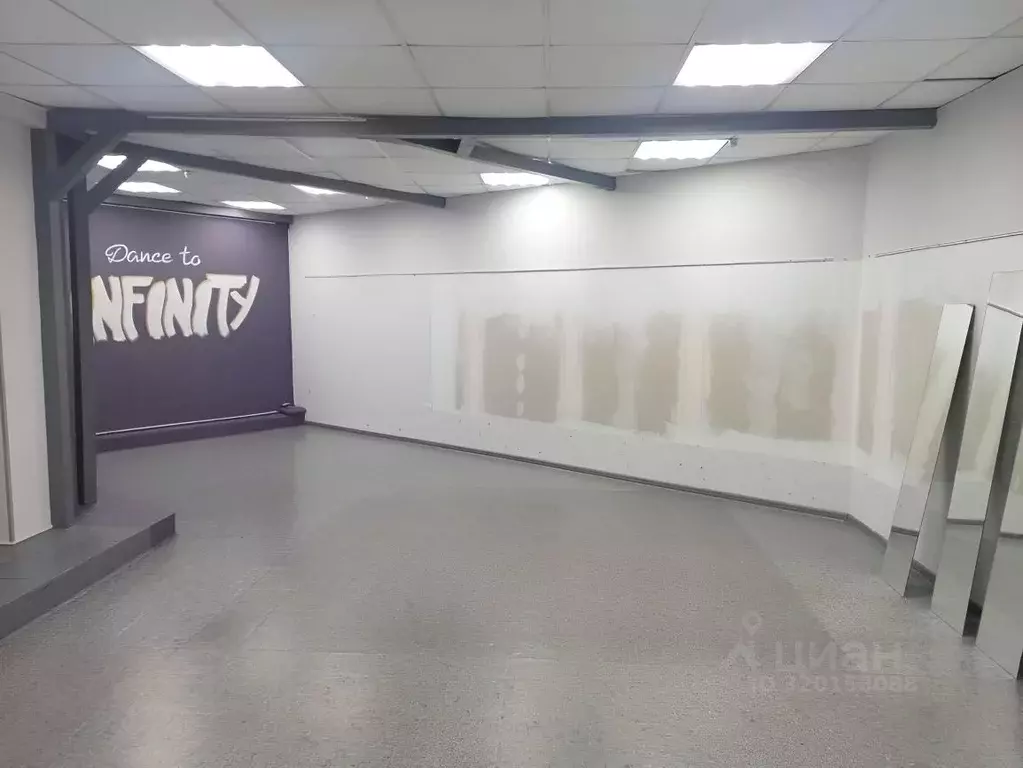 Помещение свободного назначения в Крым, Симферополь ул. ... - Фото 2