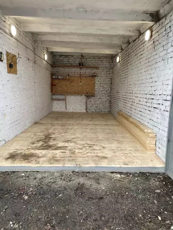 Гараж в Санкт-Петербург Дунайский просп., 1Б (18 м) - Фото 1