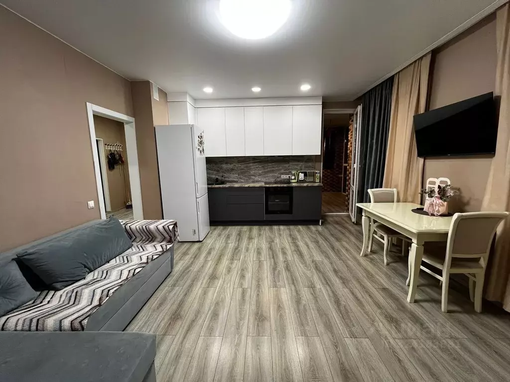 2-к кв. Краснодарский край, Краснодар Любимово мкр, 2 (70.0 м) - Фото 1