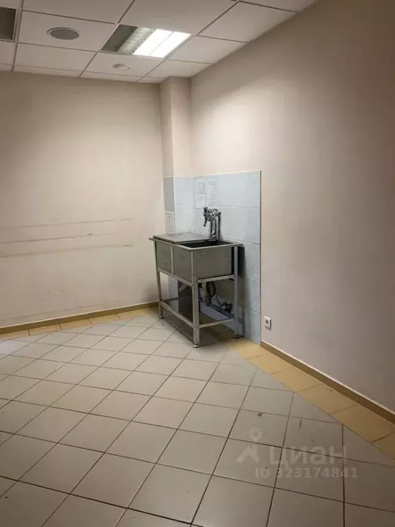 Помещение свободного назначения в Ненецкий АО, Нарьян-Мар ул. ... - Фото 1