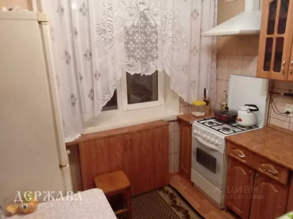 2-к кв. Белгородская область, Старый Оскол Горняк мкр, 1 (44.0 м) - Фото 0