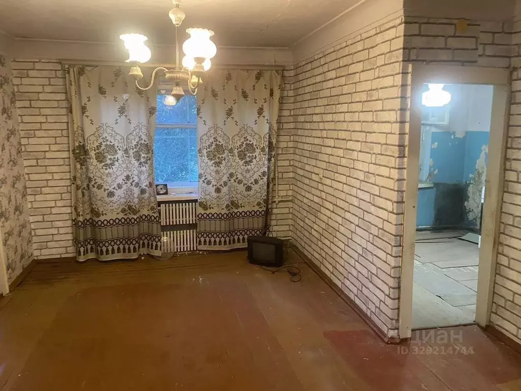 2-к кв. Московская область, Серпухов ул. Захаркина, 40 (41.0 м) - Фото 2