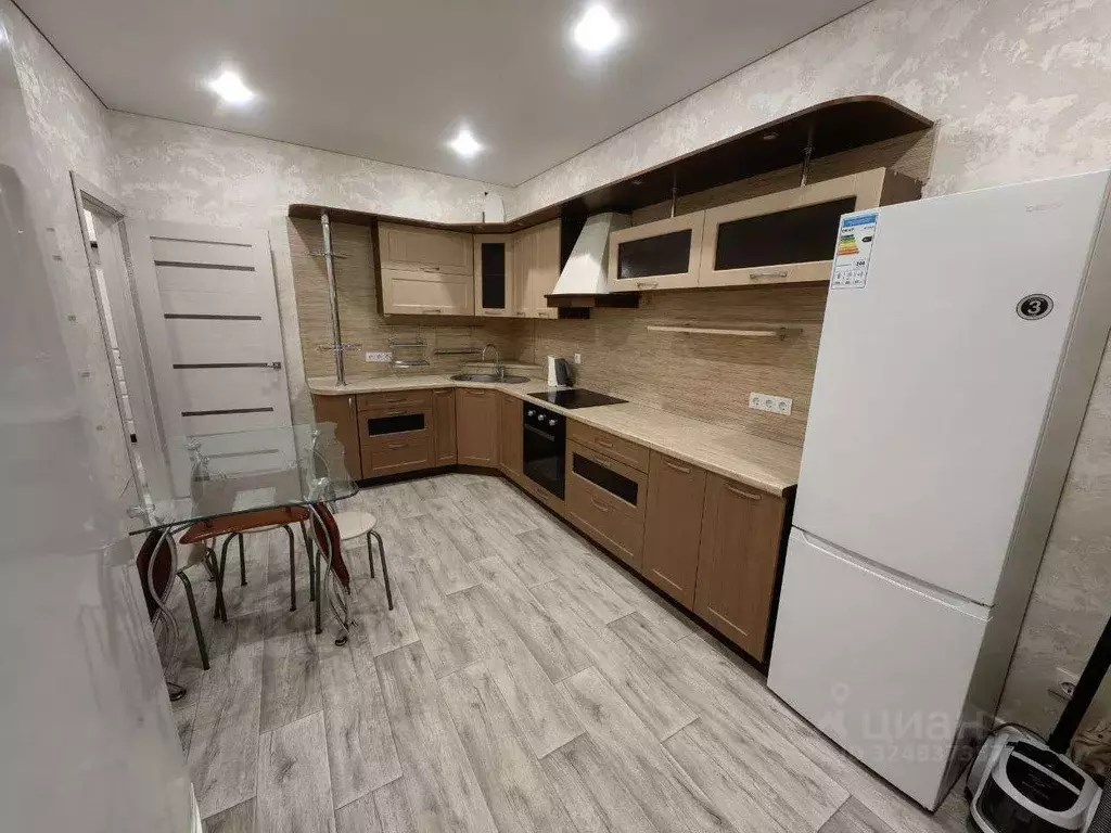 2-к кв. Белгородская область, Старый Оскол Садовые Кварталы мкр, 1 ... - Фото 1