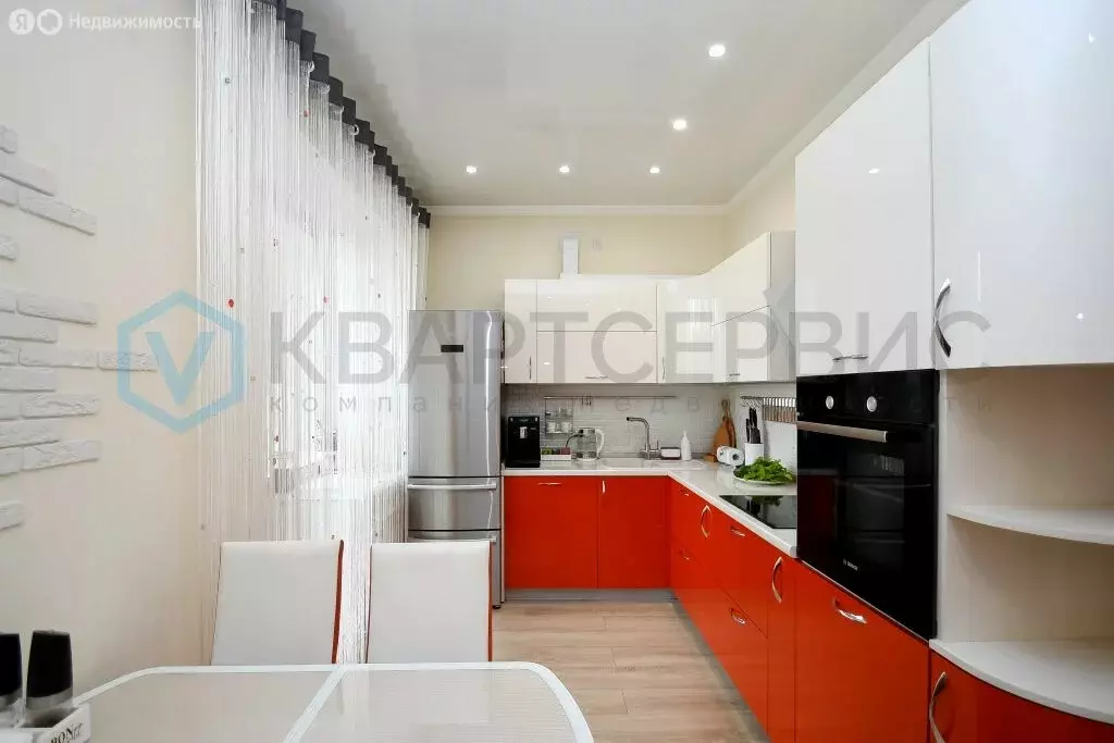 3-комнатная квартира: Омск, улица Крупской, 14к2 (64.1 м) - Фото 0