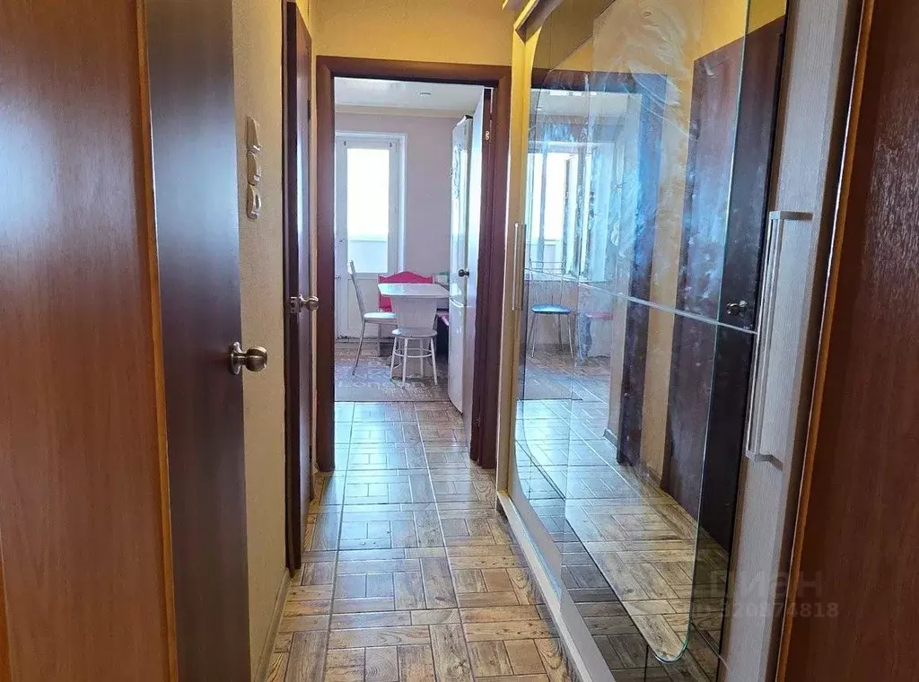 2-к кв. Ямало-Ненецкий АО, Новый Уренгой Восточный мкр, 4/5 (57.4 м) - Фото 1