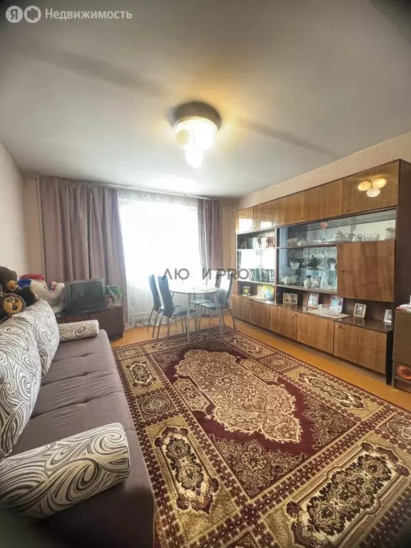 3-комнатная квартира: Сыктывкар, проспект Бумажников, 32 (67.2 м) - Фото 1