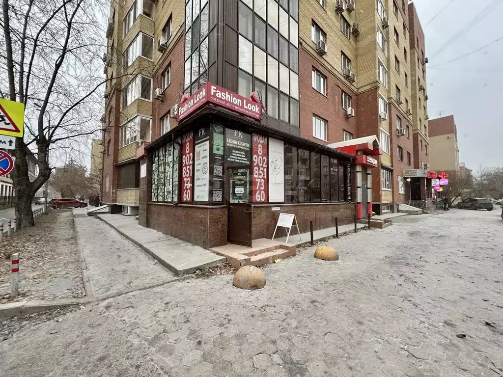 Помещение свободного назначения в Тюменская область, Тюмень ул. ... - Фото 2