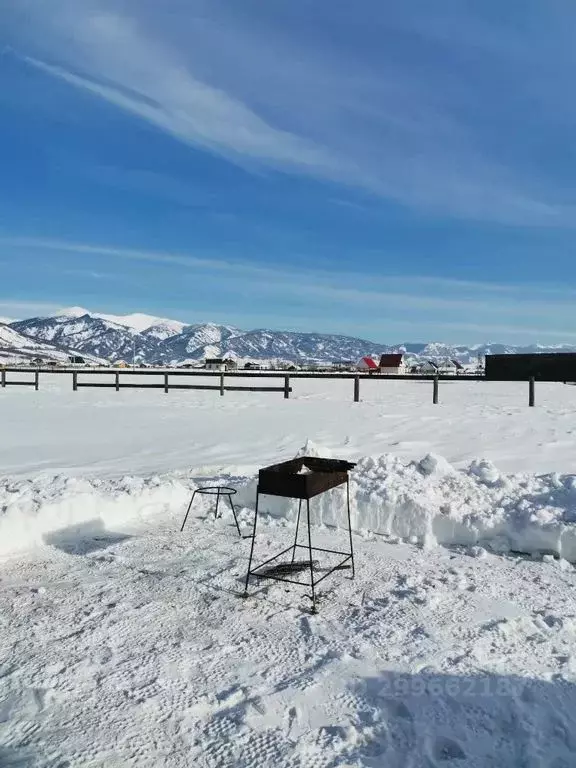 Дом в Алтай, Усть-Коксинский район, с. Усть-Кокса ул. Надежды, 47 (113 ... - Фото 0