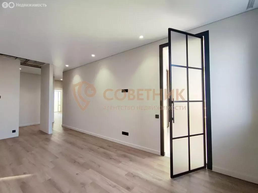 2-комнатная квартира: Краснодар, микрорайон Любимово, 18 (80.87 м) - Фото 1