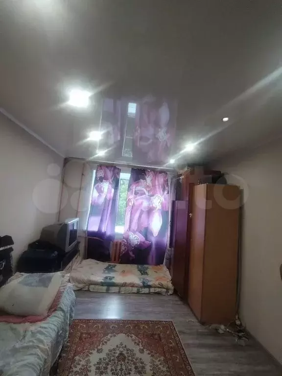 Комната 17,9 м в 8-к., 1/5 эт. - Фото 1