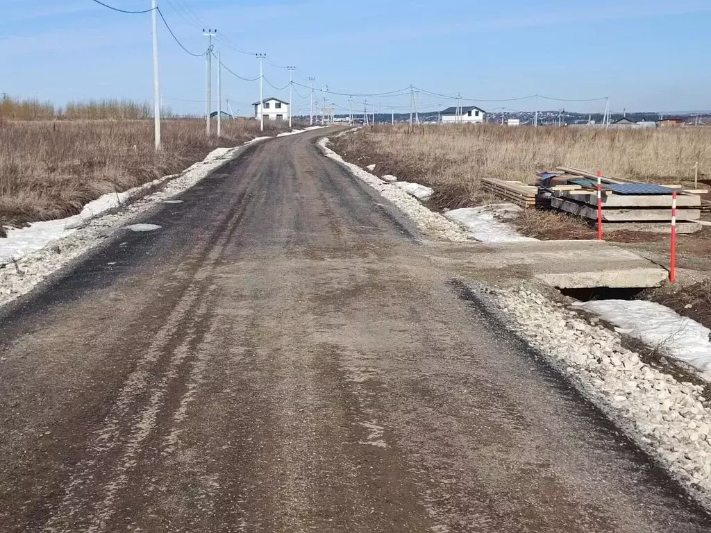 Участок в Пермский край, Пермский муниципальный округ, д. Чуваки  ... - Фото 1