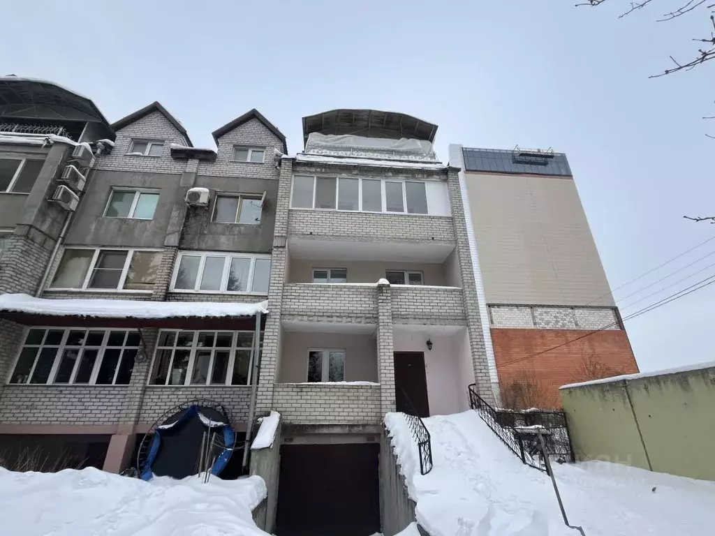 Таунхаус в Брянская область, Брянск ул. Пересвета, 18 (201 м) - Фото 1