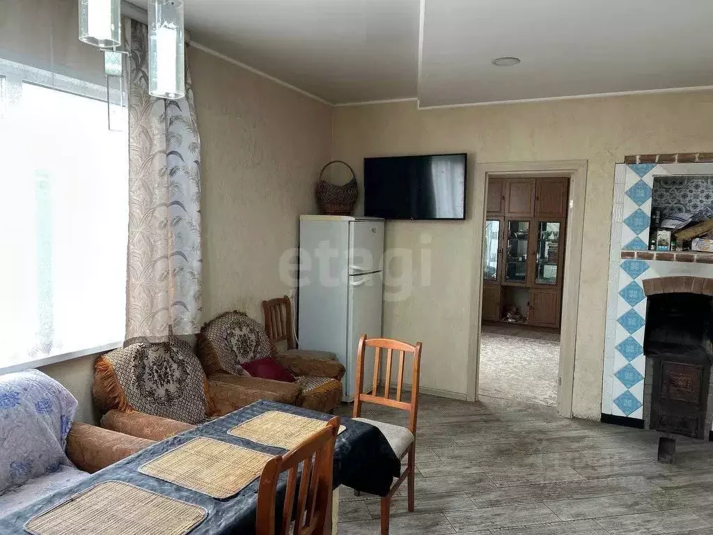 Дом в Брянская область, Карачевское городское поселение, с. Трыковка ... - Фото 1