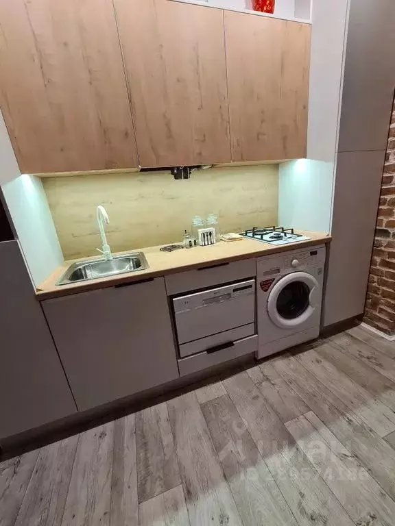 2-к кв. Псковская область, Псков Октябрьский просп., 31 (56.0 м) - Фото 2