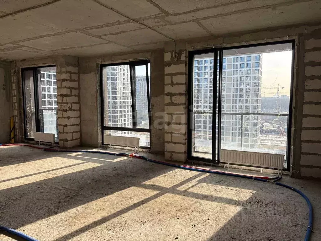 3-к кв. Москва ул. Нижние Мневники, 12 (66.8 м) - Фото 1