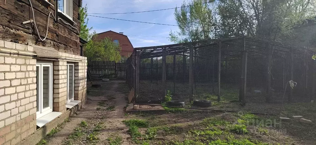Дом в Самарская область, Сызрань ул. Парижской Коммуны, 49 (54 м) - Фото 1