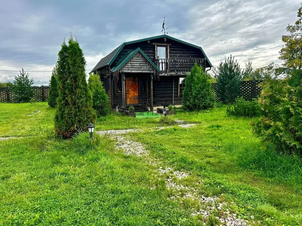Дом в Новгородская область, Новгородский район, Савинское с/пос, д. ... - Фото 1
