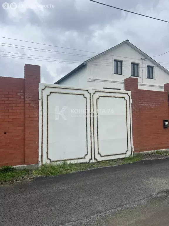 Дом в Челябинск, Кузнечная улица, 22 (300.5 м) - Фото 1