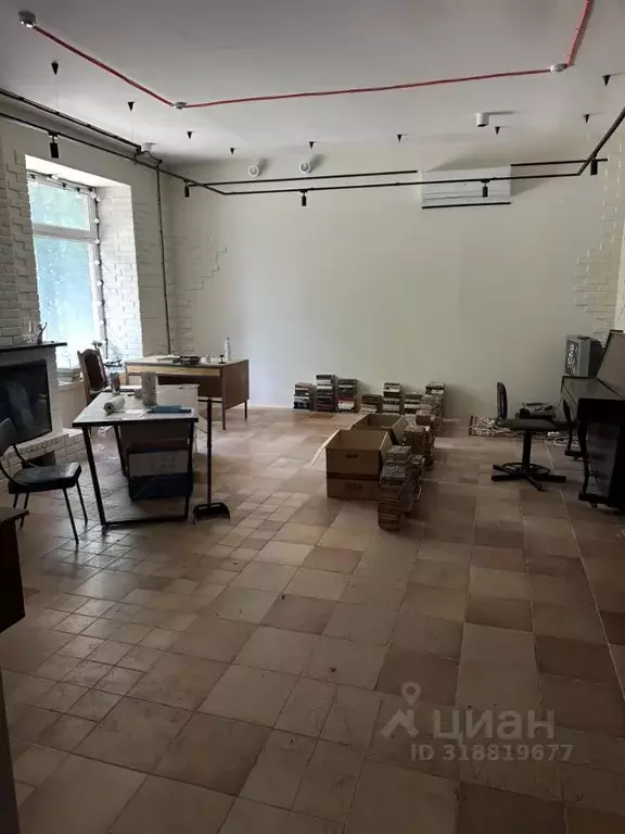 Помещение свободного назначения в Псковская область, Псков ул. Льва ... - Фото 0