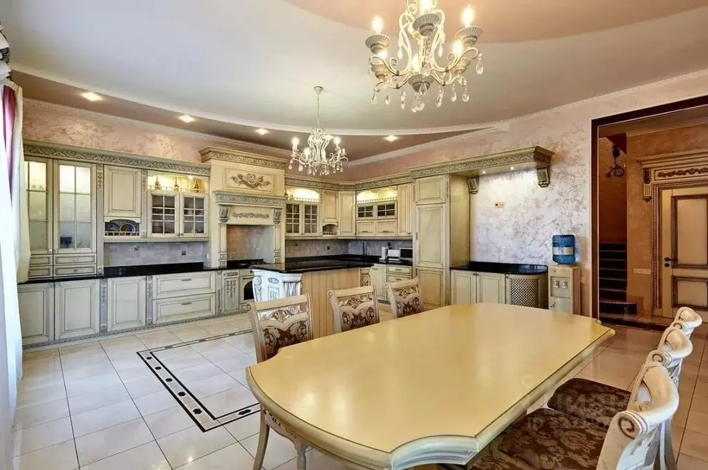 Дом в Краснодарский край, Краснодар ул. Урицкого, 142 (412 м) - Фото 2