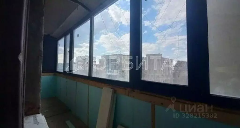 1-к кв. Тюменская область, Тюмень Олимпийская ул., 30 (52.0 м) - Фото 1