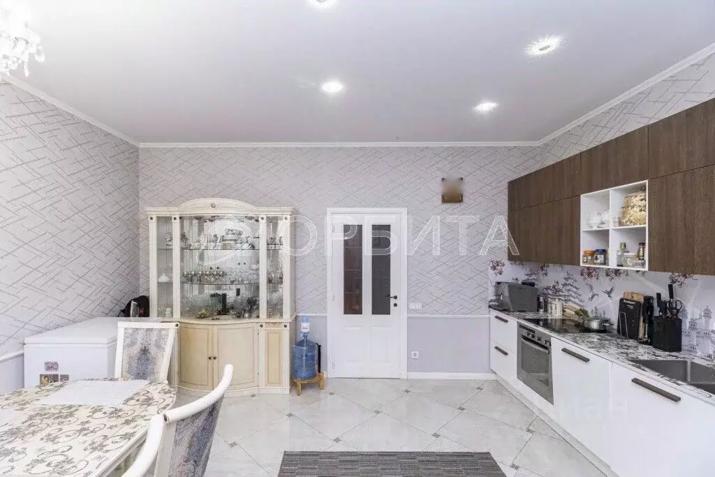 Дом в Тюменская область, Тюменский муниципальный округ, Боровский рп ... - Фото 1