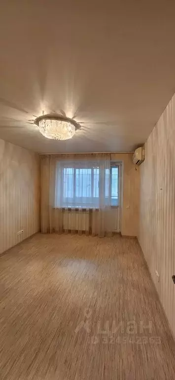 2-к кв. Волгоградская область, Волгоград ул. Им. Циолковского, 22 ... - Фото 0