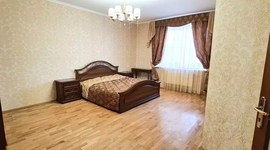3-к кв. Нижегородская область, Нижний Новгород ул. Минина, 15Б (109.0 ... - Фото 1