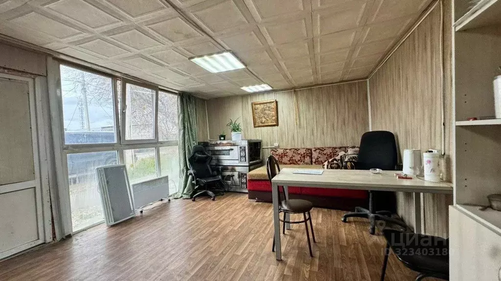 Дом в Свердловская область, Екатеринбург просп. Космонавтов, 224А (86 ... - Фото 2