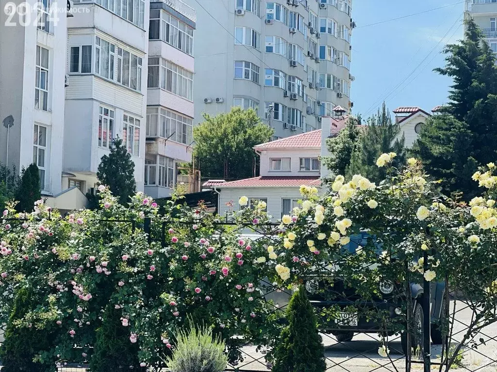 2-комнатная квартира: Севастополь, улица Репина, 15/3 (83 м) - Фото 1