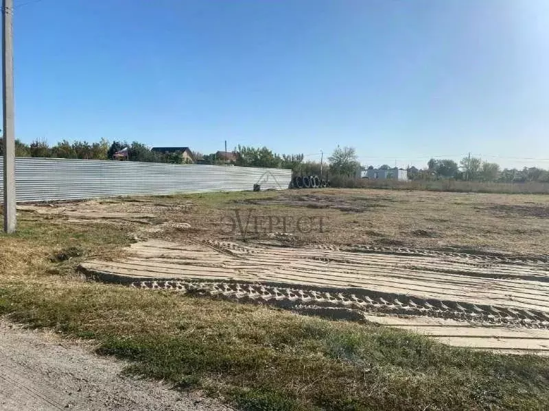 Участок в Белгородская область, Старооскольский городской округ, с. ... - Фото 1