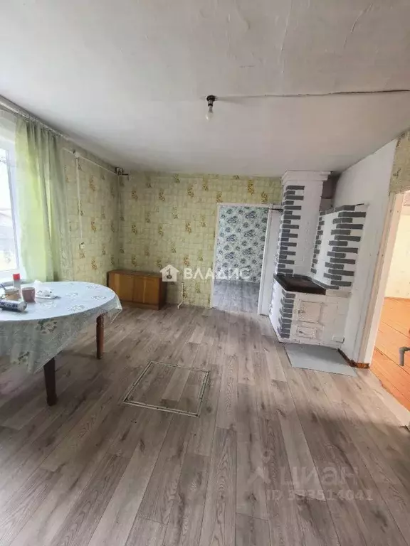 3-к кв. Бурятия, Баргузинский район, Усть-Баргузин пгт Кооперативная ... - Фото 1