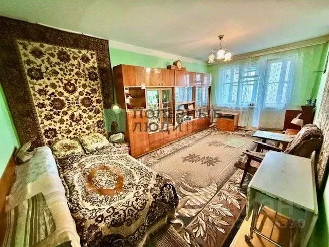 3-к кв. Красноярский край, Красноярск ул. 60 лет Октября, 106 (61.5 м) - Фото 1