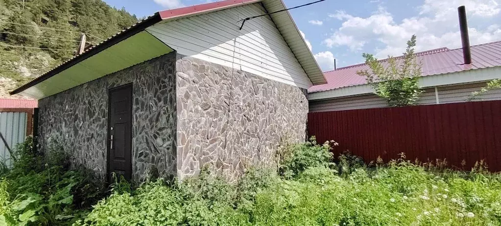 Дом в Алтай, Чемальский район, с. Чемал  (360 м) - Фото 1