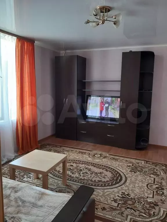 Комната 18 м в 4-к., 6/9 эт. - Фото 1