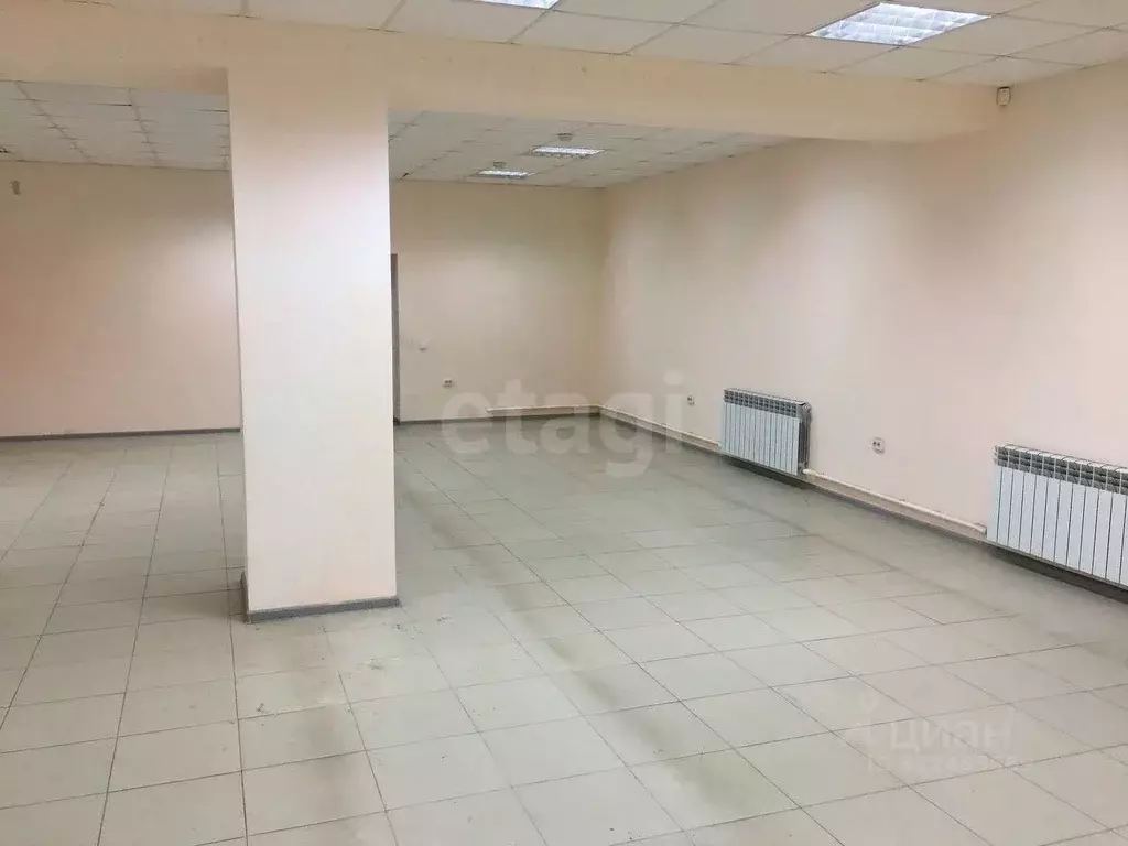 Помещение свободного назначения в Ростовская область, Морозовск ул. ... - Фото 1