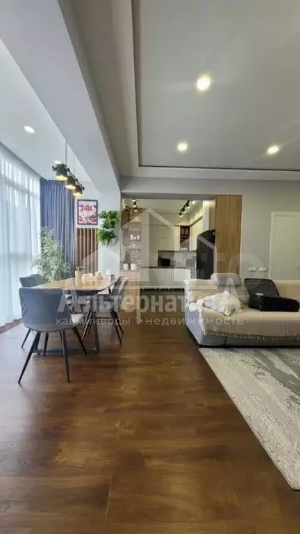 4-к. квартира, 93 м, 7/9 эт. - Фото 0