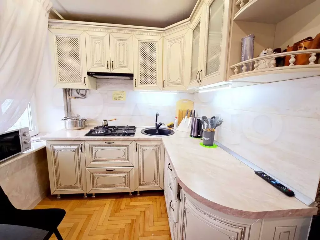 3-к. квартира, 55 м, 3/3 эт. - Фото 1